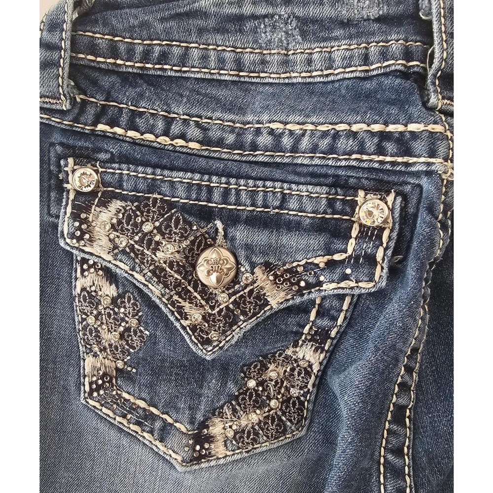 Miss Me Size 27 Jeans Fleur De Lis Rhinestone Capri Sequin Flap Pocket Crop - Picture 5 of 12